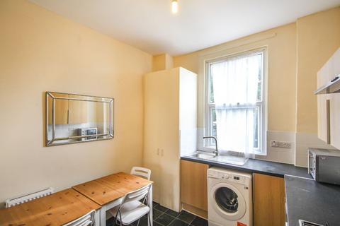 4 bedroom flat to rent, Malden Road, London NW5