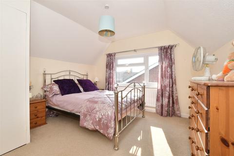 3 bedroom chalet for sale, Golden Ridge, Freshwater, Isle of Wight