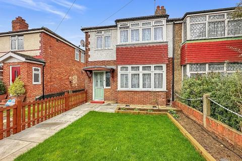 3 bedroom semi-detached house for sale, Hamsey Green Gardens, Warlingham, Surrey, CR6 9RT