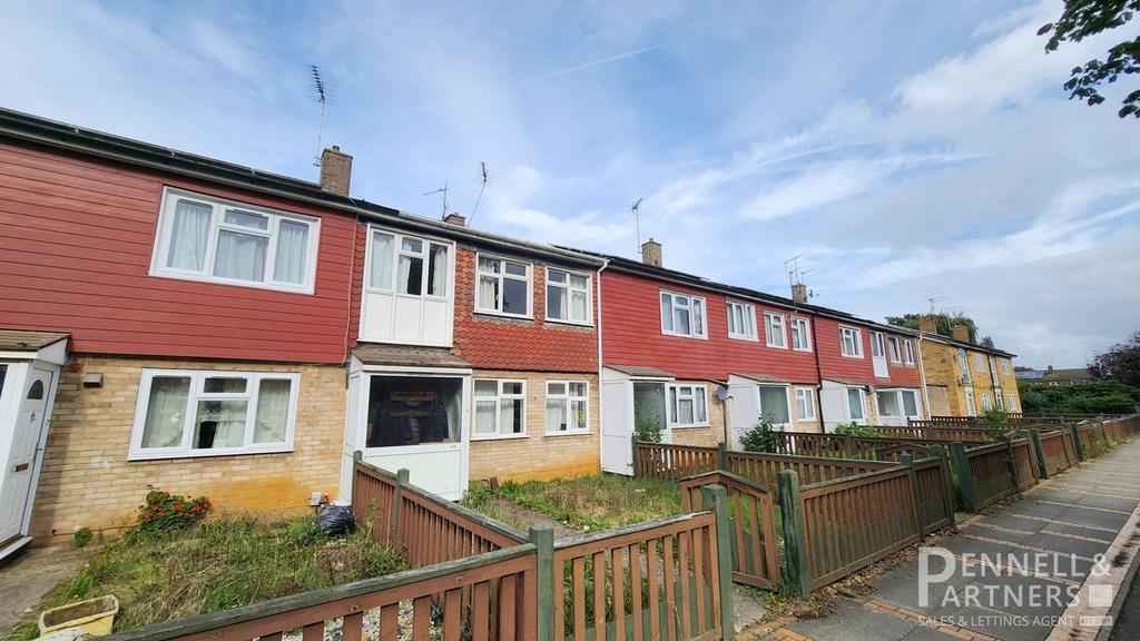 Naseby Close, Peterborough PE3 3 bed terraced house for sale £170,000