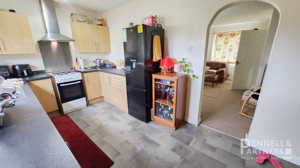 Naseby Close, Peterborough PE3 3 bed terraced house for sale £170,000