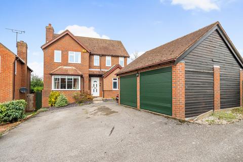 4 bedroom detached house for sale, Elmers Meadow, Buckingham MK18