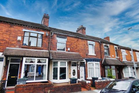 3 bedroom terraced house to rent, Warrington Road, Stoke-on-Trent