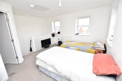 2 bedroom semi-detached house for sale, Bolton Court, Leeds, West Yorkshire