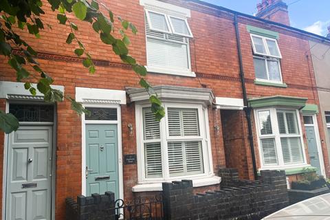 2 bedroom terraced house to rent, Highfields Road, Hinckley, Leicestershire, LE10 1UT