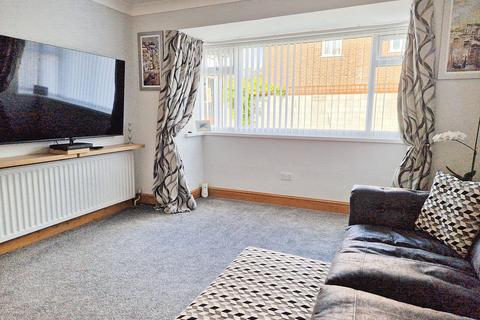 3 bedroom end of terrace house for sale, Havisham Close, Rochester