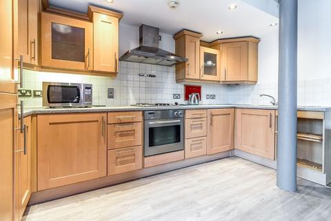 2 bedroom apartment for sale, Cambridge Street, Manchester M1