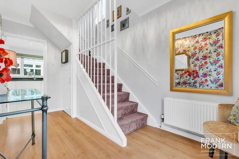 21 Bettles Close, Peterborough, PE1 4ER
