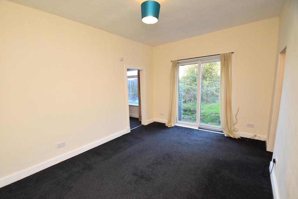 Wedderlea Drive, Cardonald, Glasgow... 3 bed apartment for sale £99,995