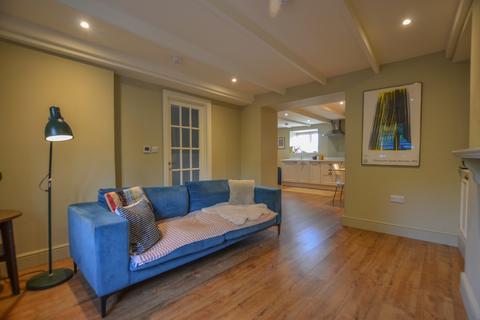 12 Mount Bennett Road, Tywardreath, Par, PL24 2QU