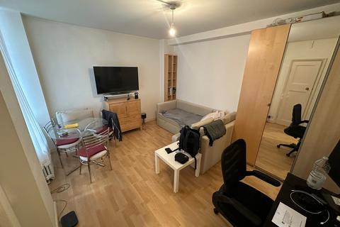 Studio to rent, Abercorn Place, London NW8