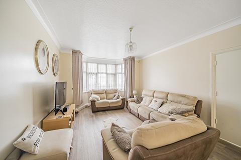 4 bedroom semi-detached house for sale, Edgwarebury Gardens, Edgware, Greater London. HA8 8LL