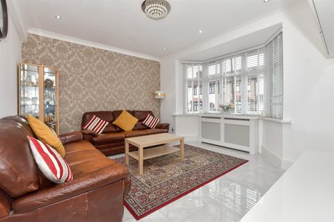 4 bedroom terraced house for sale, Roman Road, East Ham, London