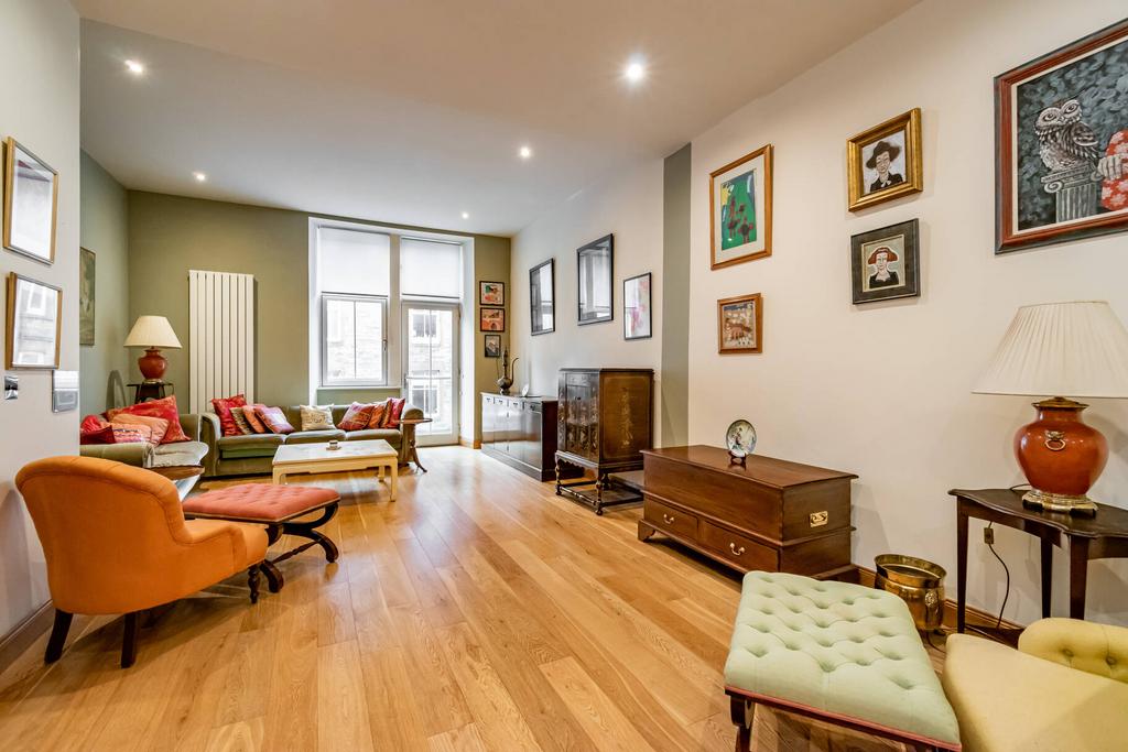 10/3, Springvalley Gardens... 3 bed flat for sale £410,000