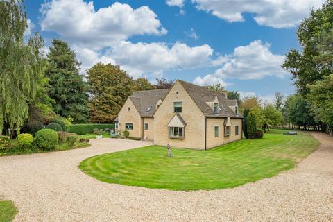 5 bedroom detached house for sale, Fernlea, Black Bourton, Nr Bampton