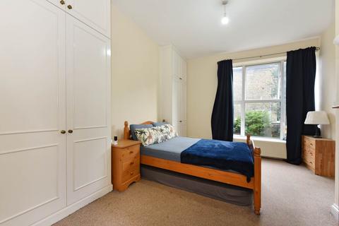 1 bedroom flat for sale, The Grove, Ealing