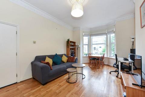 1 bedroom flat for sale, The Grove, Ealing