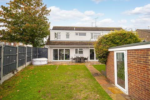 4 bedroom semi-detached house for sale, Keats Walk, Rayleigh, SS6