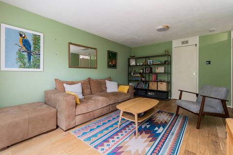 4 Alloway Loan, Edinburgh, EH16 6XH