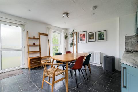 4 Alloway Loan, Edinburgh, EH16 6XH
