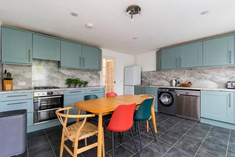 4 Alloway Loan, Edinburgh, EH16 6XH