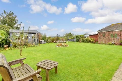 39 Lower Sands, Dymchurch, Romney Marsh, TN29 0NE