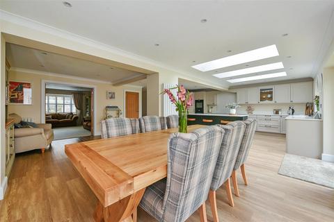 35 Andeferas Road, Andover, SP10 4NF