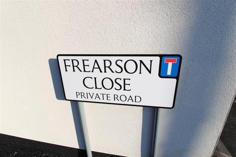 2 bedroom apartment to rent, Frearson Close, Eastwood, Nuthall, Nottingham