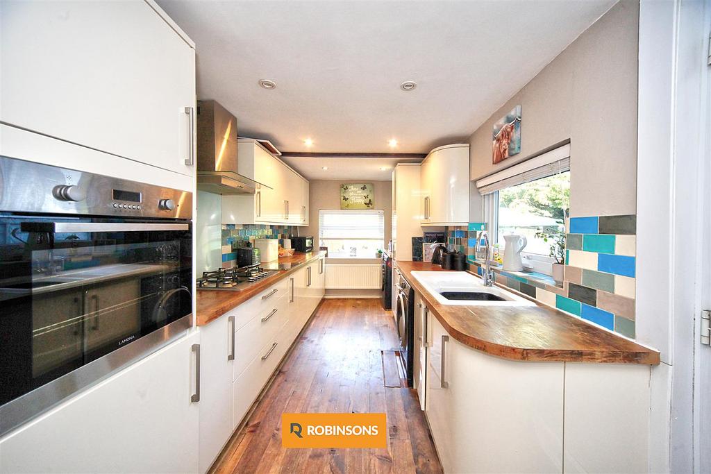Union Street, Dunstable 2 bed terraced house for sale £305,000