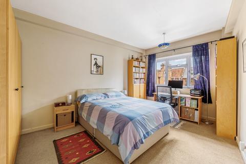 2 bedroom apartment for sale, Barton Court, Barons Court Road, London, Greater London, W14 9EH