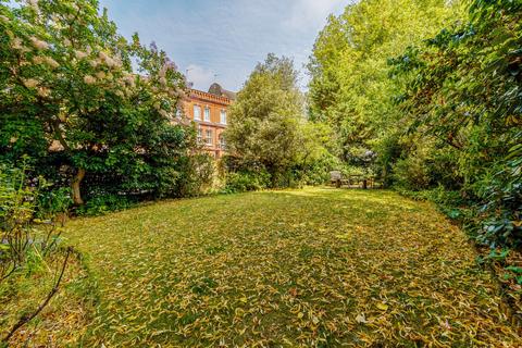 2 bedroom apartment for sale, Barton Court, Barons Court Road, London, Greater London, W14 9EH