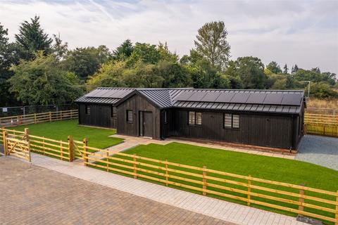 3 bedroom detached bungalow for sale, Haunch Lane, Lea Marston