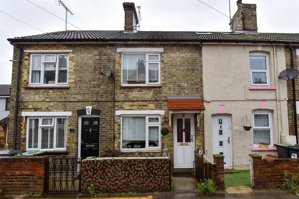 High Street, Rochester, Kent 2 bed terraced house for sale £275,000
