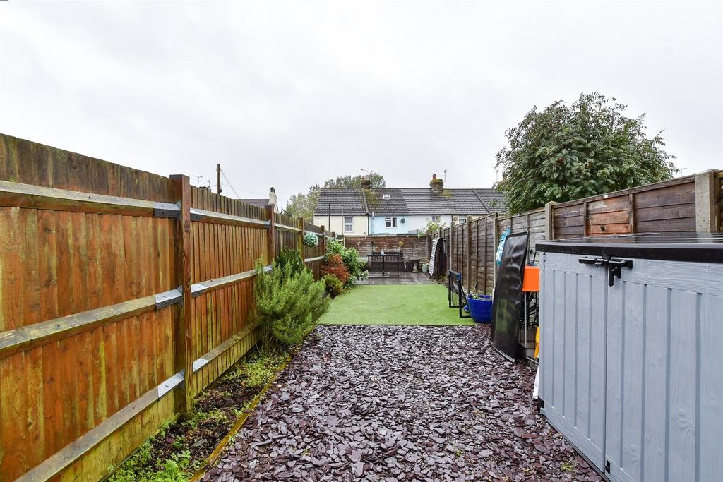 High Street, Rochester, Kent 2 bed terraced house for sale £275,000