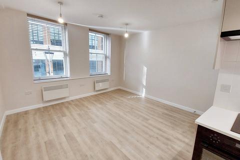 Studio to rent, Jerusalem Passage, London EC1V