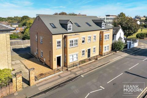 1 bedroom ground floor flat for sale, Oundle Road, Peterborough, PE2