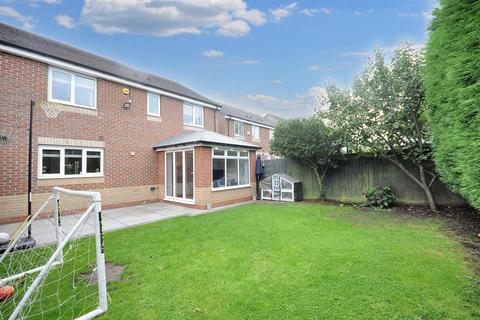 4 bedroom detached house for sale, Blundell Drive, Stone