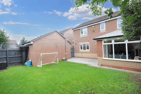 4 bedroom detached house for sale, Blundell Drive, Stone