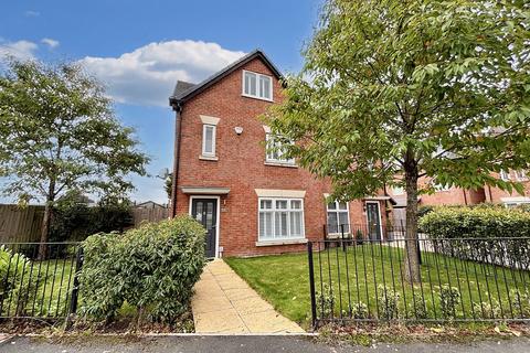 4 bedroom property for sale, Juniper Gardens, Manchester M28