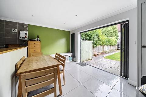 15 Sturges Field, Chislehurst, BR7 6LG