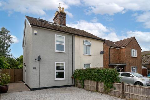 3 bedroom semi-detached house for sale, Albert Road, Horley