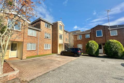 2 bedroom flat for sale, Hayes Court, Totnes Road, Paignton