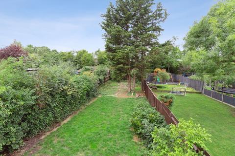 5 bedroom semi-detached house for sale, Hilbert Road, Cheam, SM3