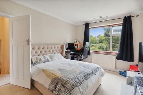 5 Hilbert Road, Sutton, SM3 9TF