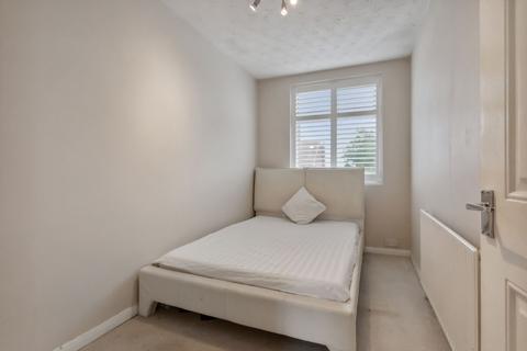 5 Hilbert Road, Sutton, SM3 9TF