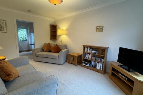 15 High Ridge, Godalming, GU7 1YE