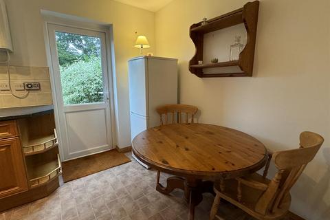 15 High Ridge, Godalming, GU7 1YE
