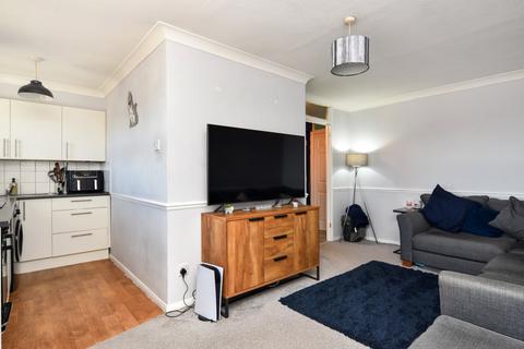92 Frobisher Way, Shoeburyness, Southend-on-sea, SS3 8XD