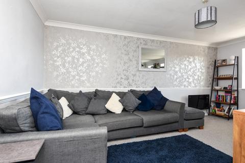 92 Frobisher Way, Shoeburyness, Southend-on-sea, SS3 8XD