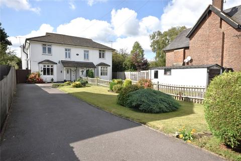 3 bedroom semi-detached house for sale, Yattendon Road, Horley, Surrey, RH6